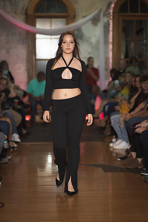 GATOR HATER FASHION SHOW 2021-6296