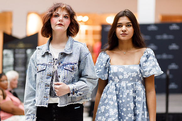 Back to school fashion show 2022-4989