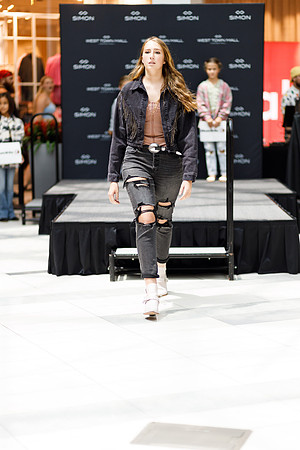 Back to school fashion show 2022-4849