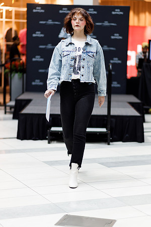 Back to school fashion show 2022-4945