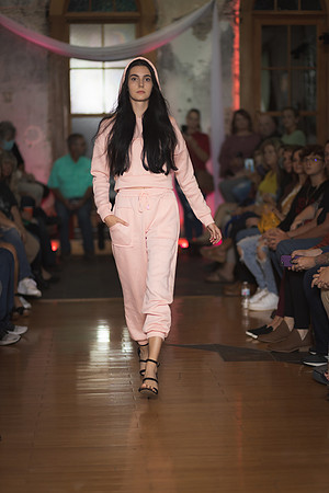 GATOR HATER FASHION SHOW 2021-6257