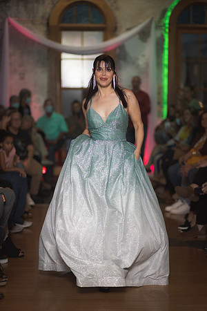 GATOR HATER FASHION SHOW 2021-5818
