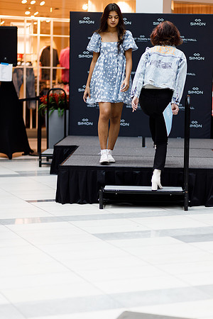 Back to school fashion show 2022-4961
