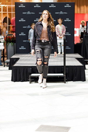 Back to school fashion show 2022-4848