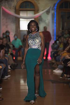 GATOR HATER FASHION SHOW 2021-5956