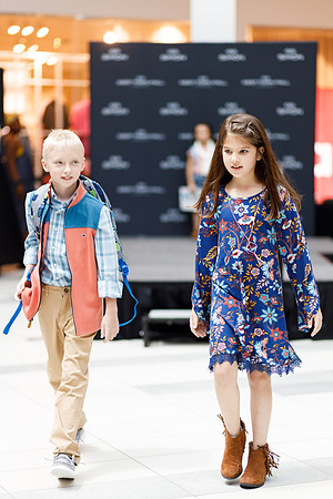 Back to school fashion show 2022-5012