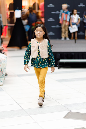 Back to school fashion show 2022-5051