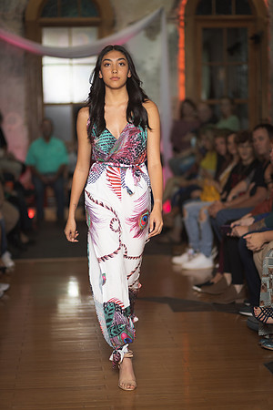 GATOR HATER FASHION SHOW 2021-6245