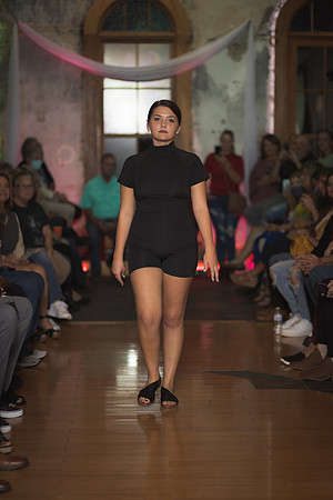 GATOR HATER FASHION SHOW 2021-6273