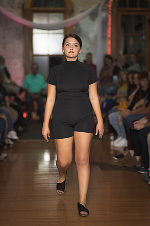 GATOR HATER FASHION SHOW 2021-6274