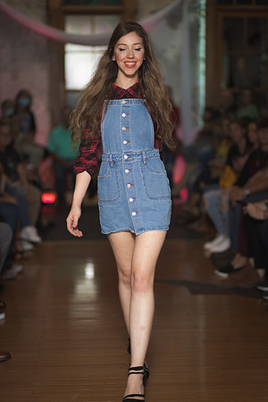 GATOR HATER FASHION SHOW 2021-6391