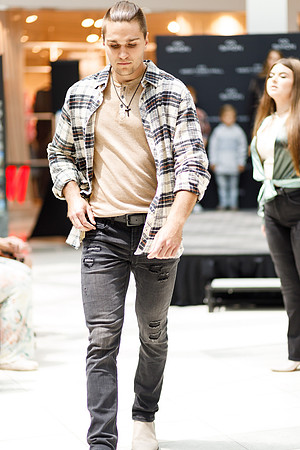 Back to school fashion show 2022-4926