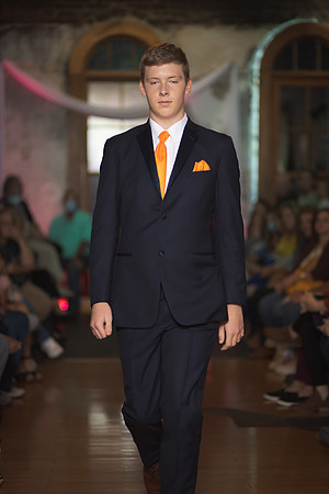 GATOR HATER FASHION SHOW 2021-6008