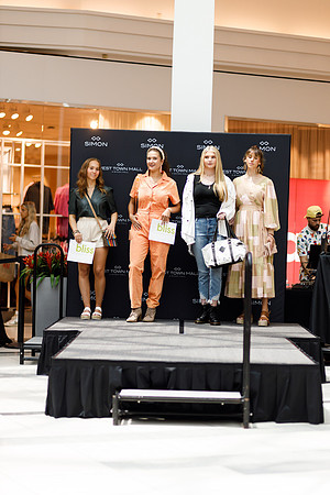 Back to school fashion show 2022-4828