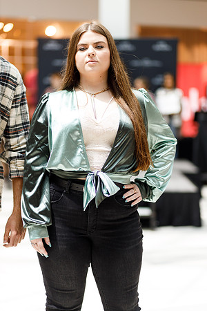 Back to school fashion show 2022-4912
